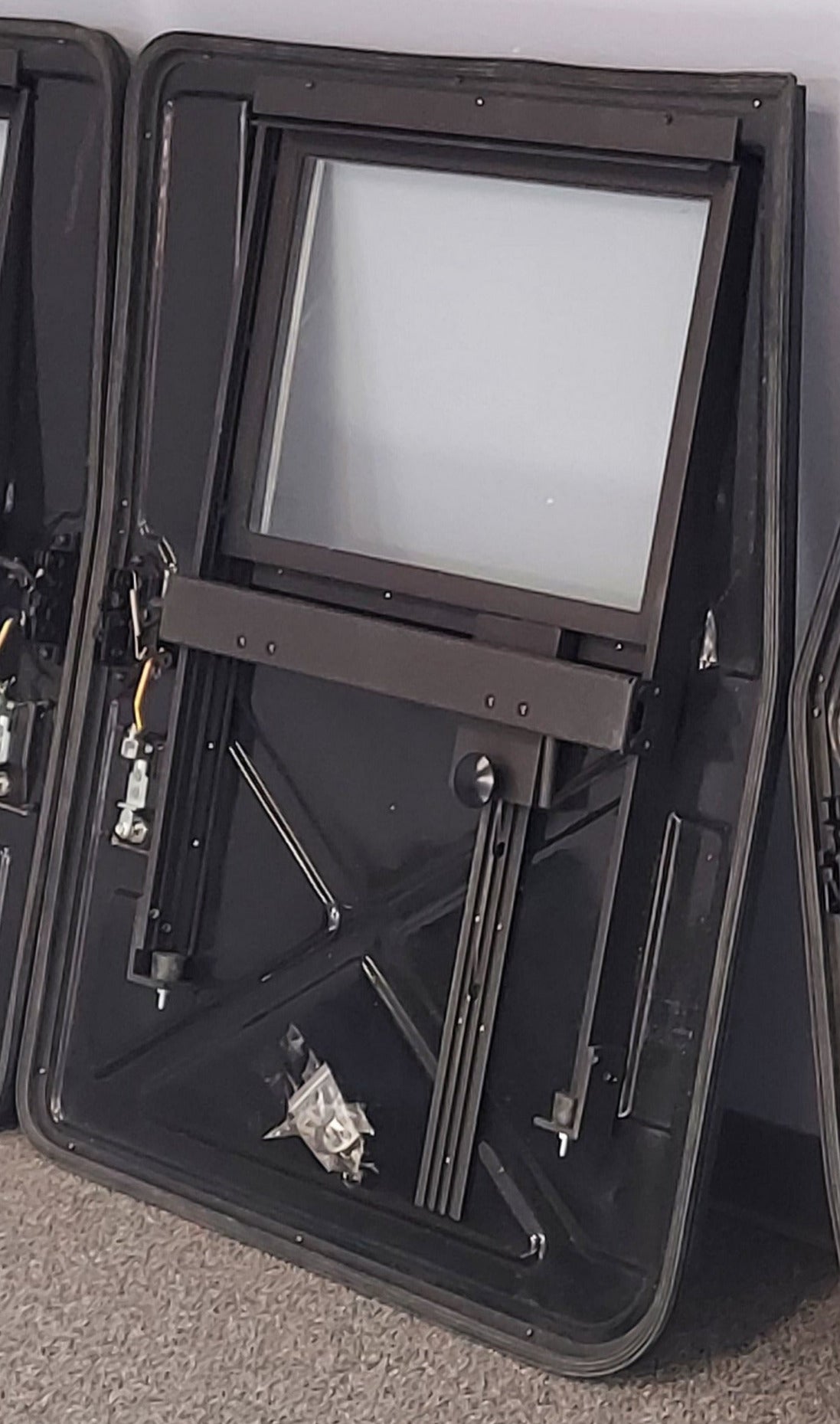 X-DOOR DRIVER DOOR FR LH (FRONT LEFT)