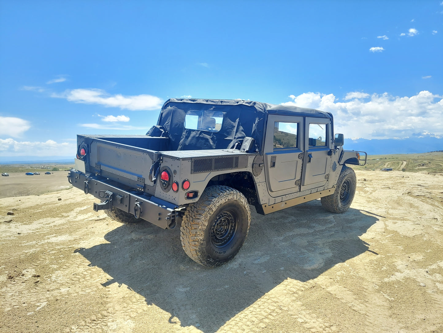 Humvee M1152