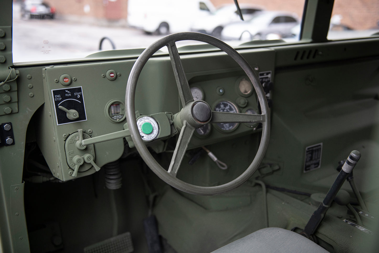 Humvee M998