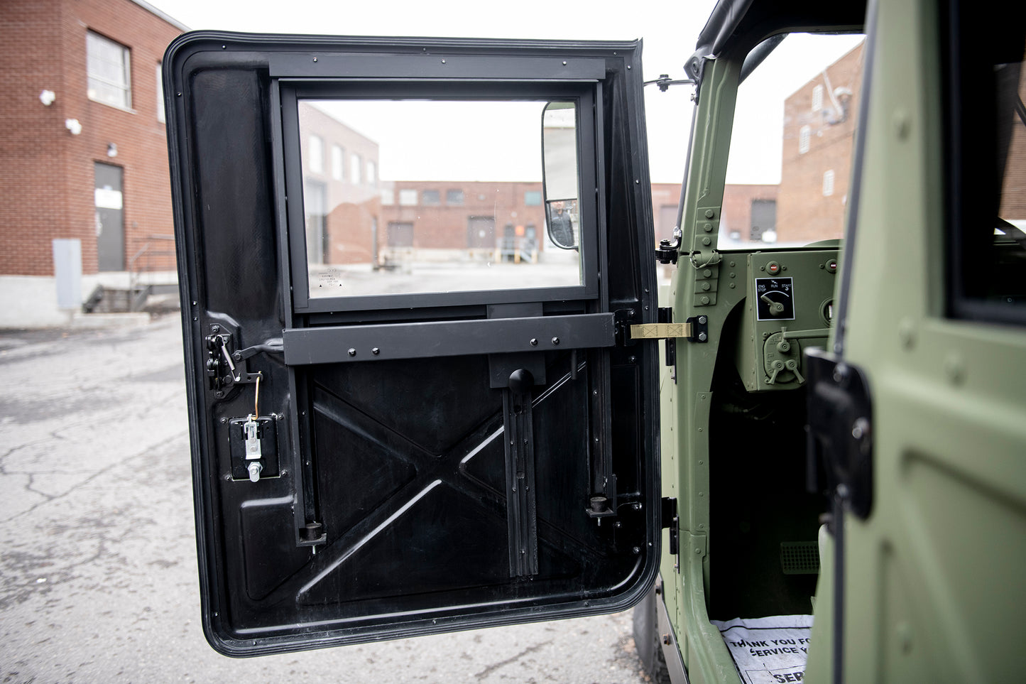 Humvee M998