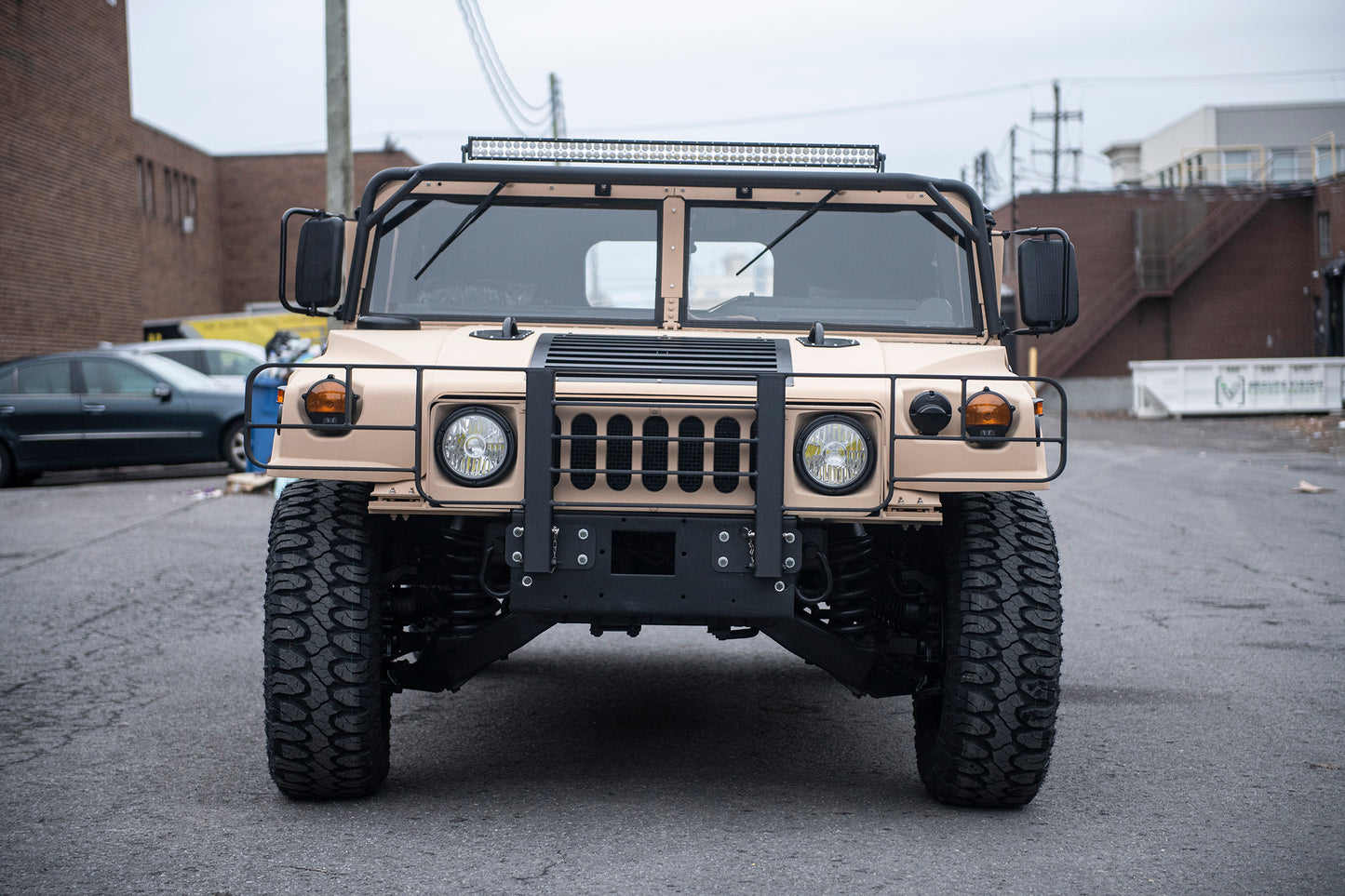 Humvee M1152