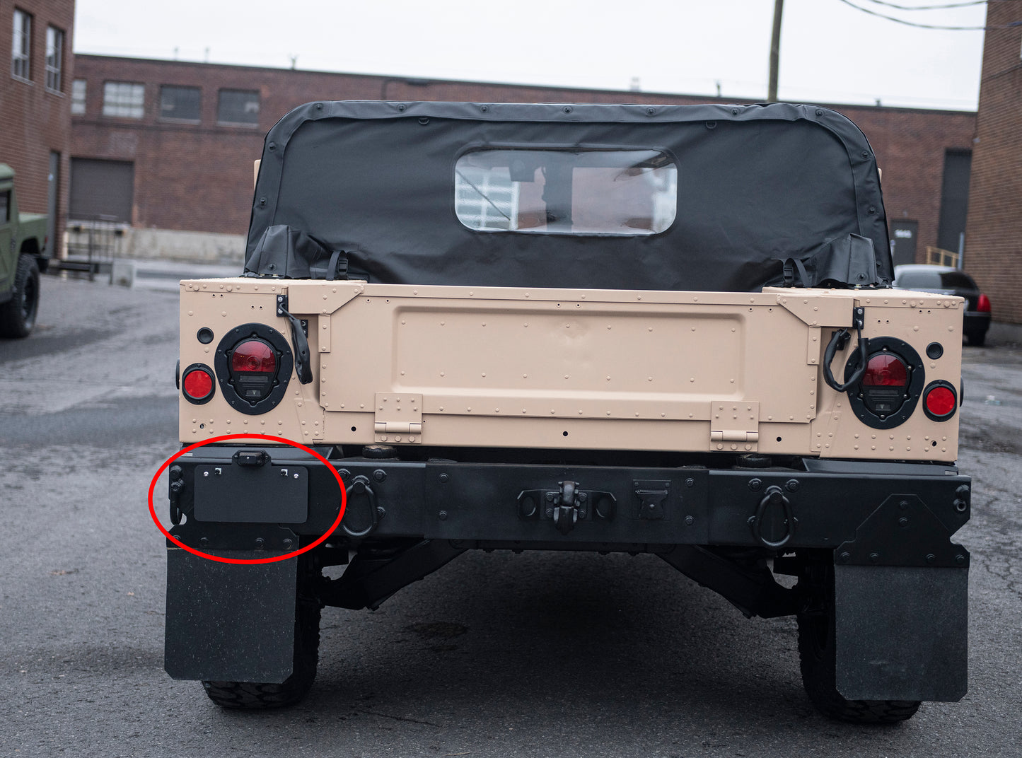 Support de plaque d'immatriculation arrière HMMWV + kit d'éclairage et de matériel Hummer H1 Humvee