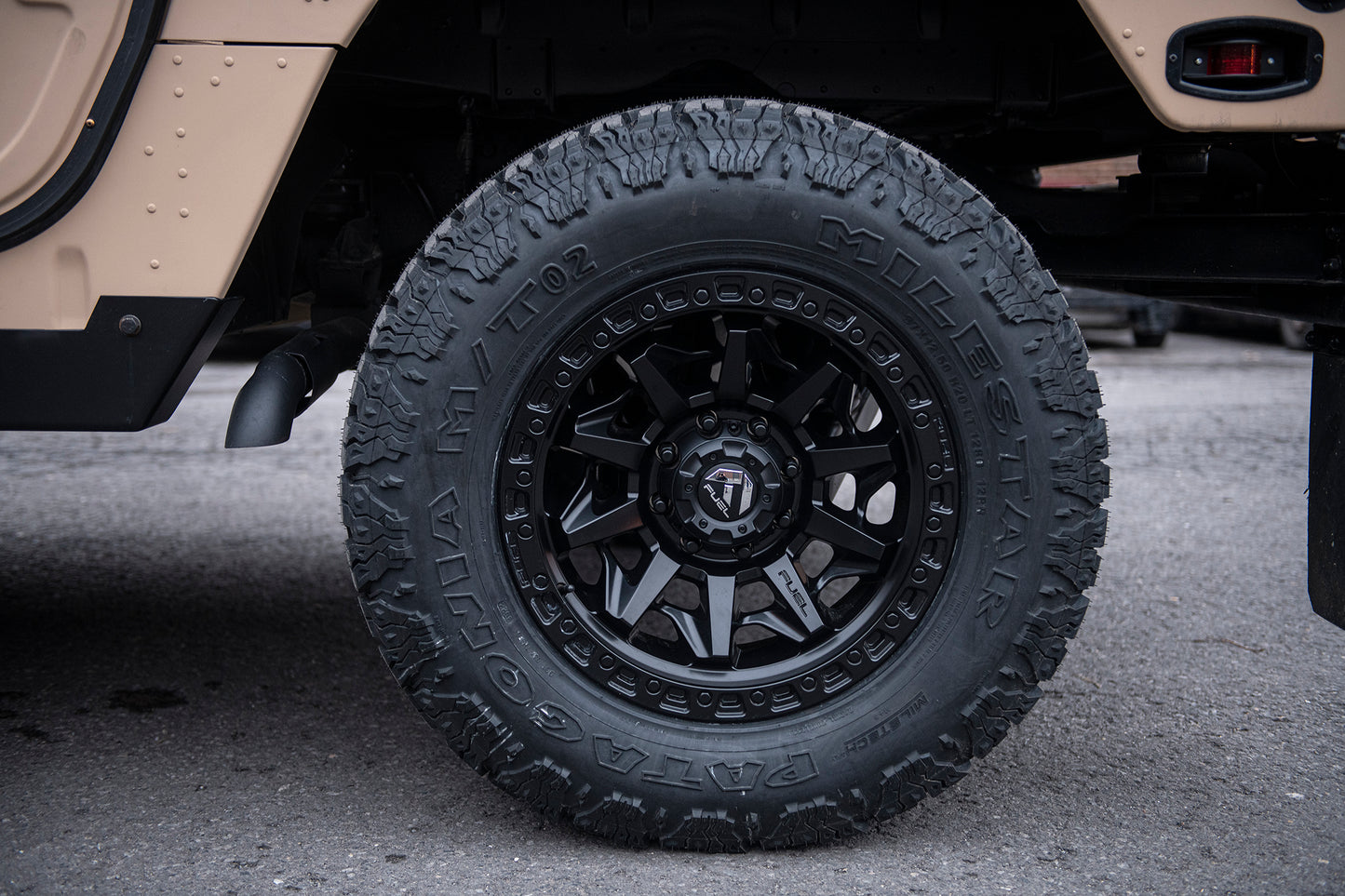 Humvee M1152
