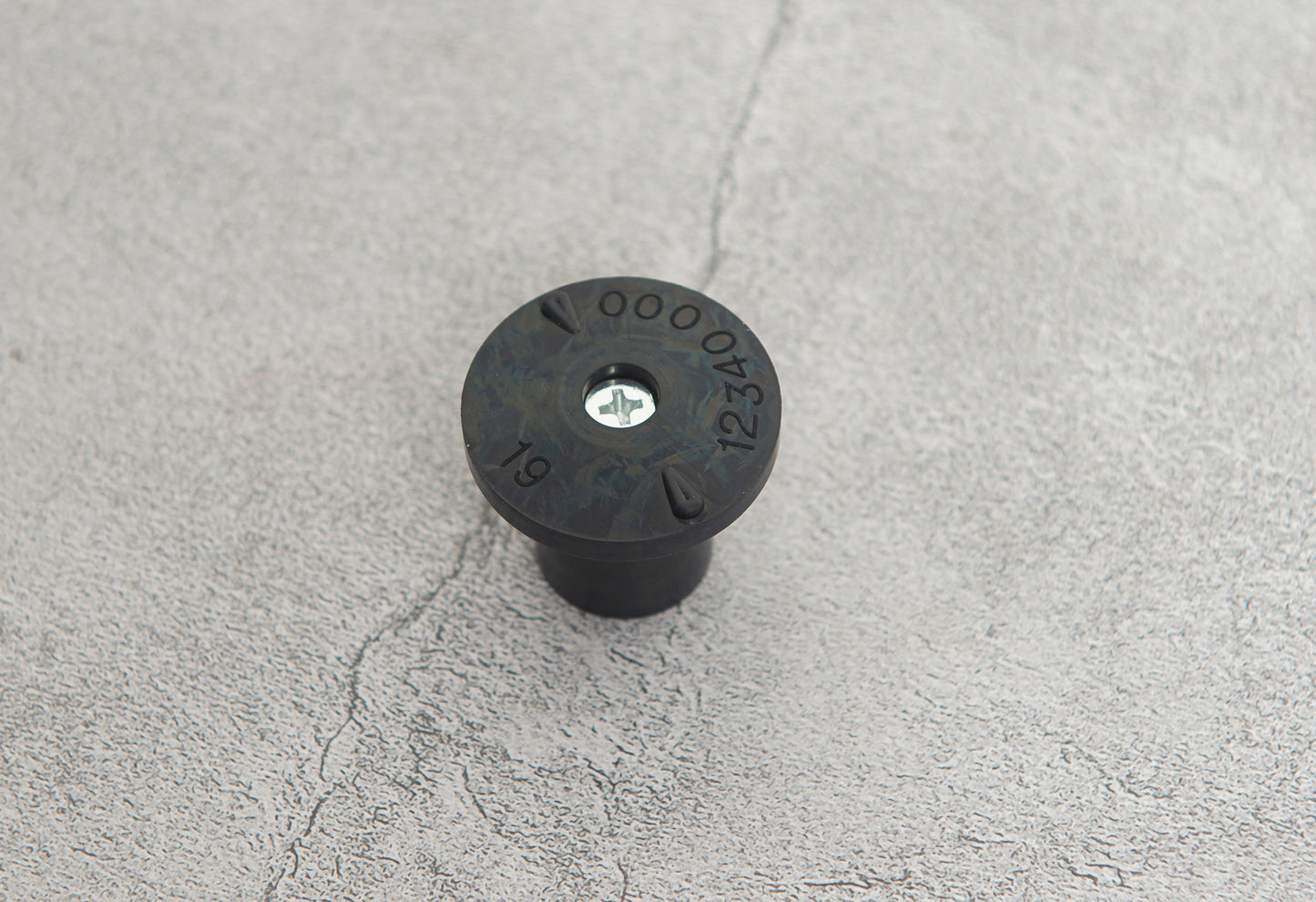 HMMWV Fuel Tank Drain Plug for M998 Humvee 12340000 5577614 5597286