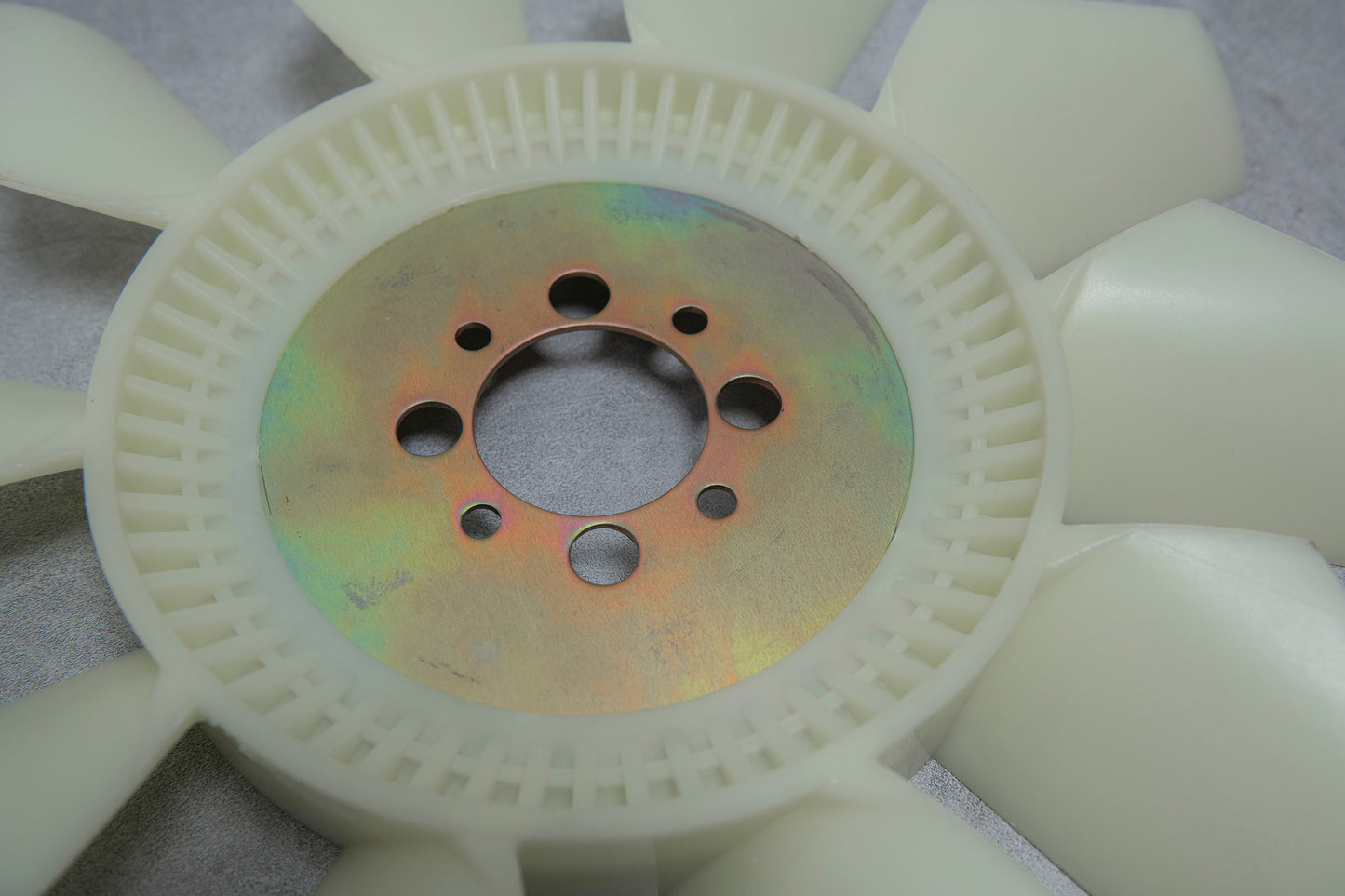 Pale de ventilateur HMMWV (A2) 12460252 Hummer H1