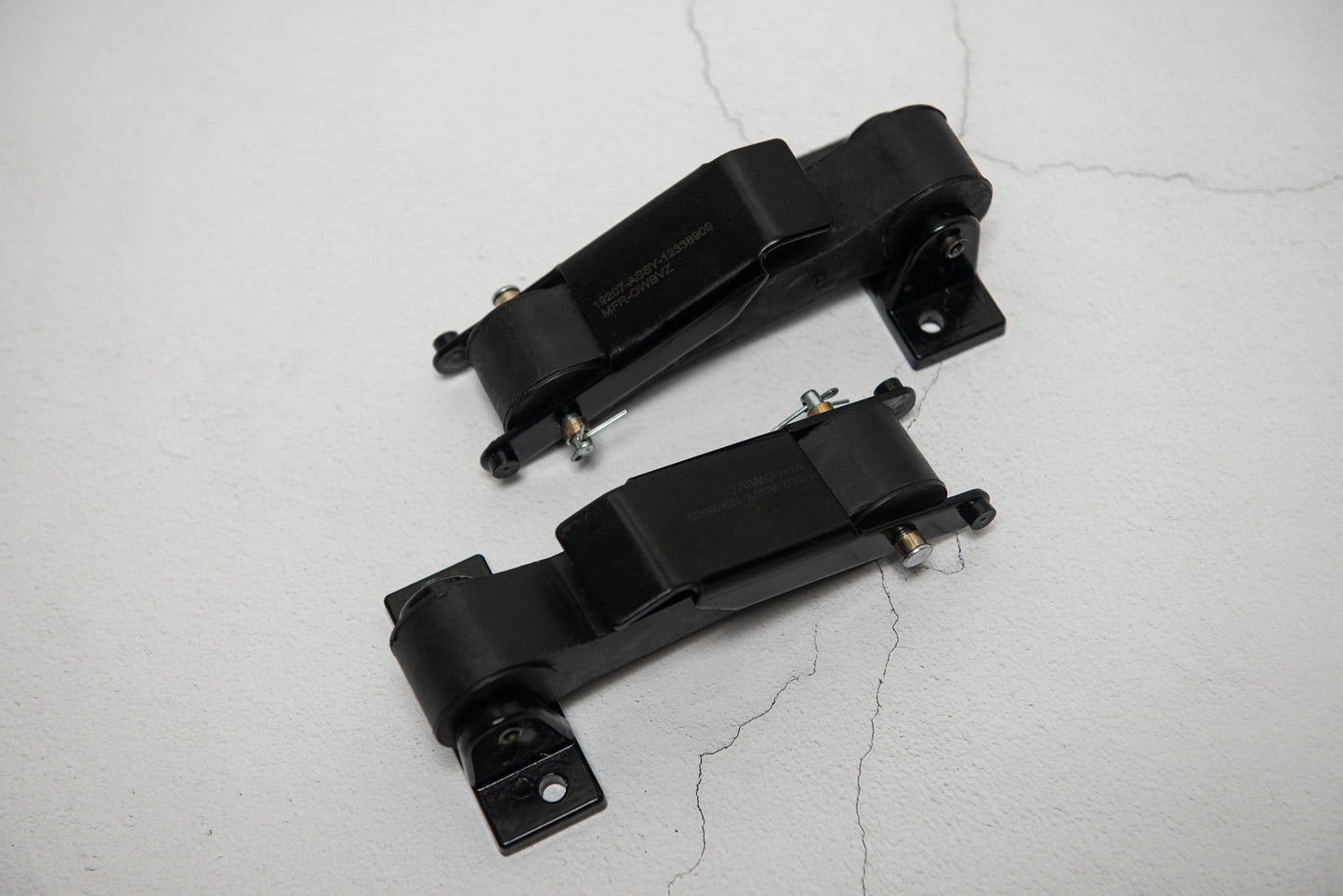 HMMWV Hood Latch Set - BLACK Hummer H1