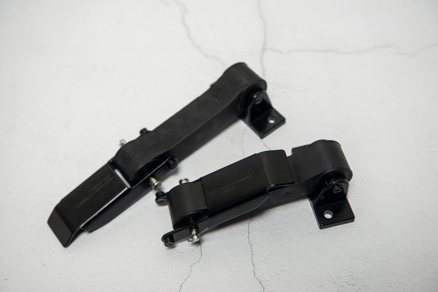 HMMWV Hood Latch Set - BLACK Hummer H1