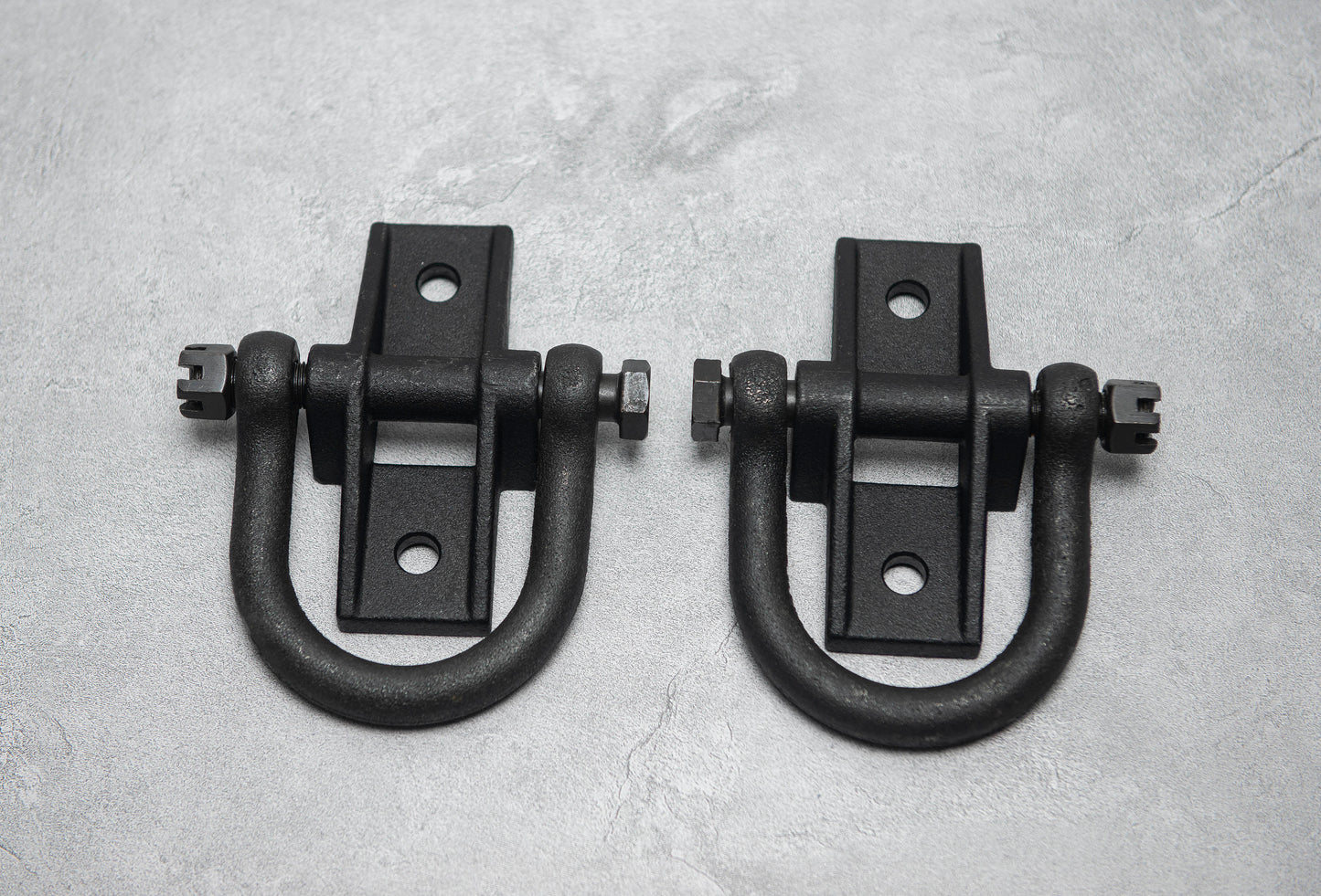 HMMWV Shackle with Base