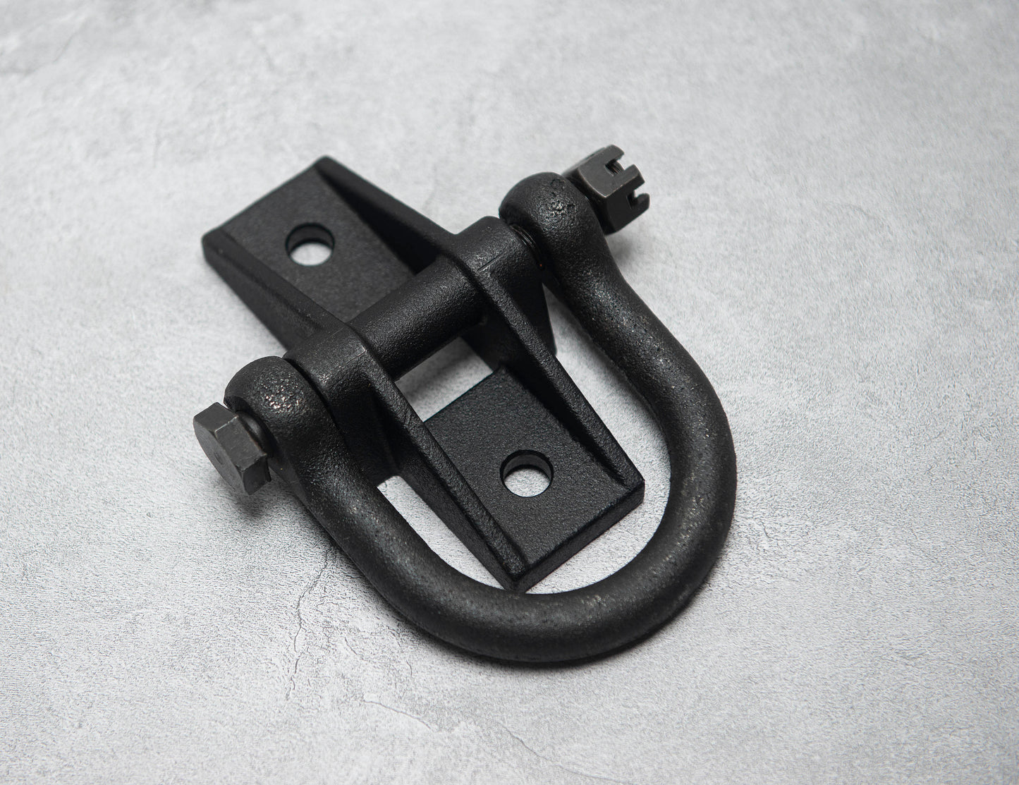 HMMWV Shackle with Base