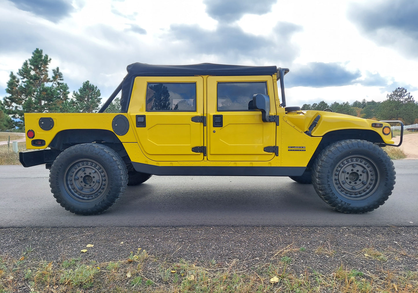 HUMMER H1 2001 À COUVERTURE OUVERTE