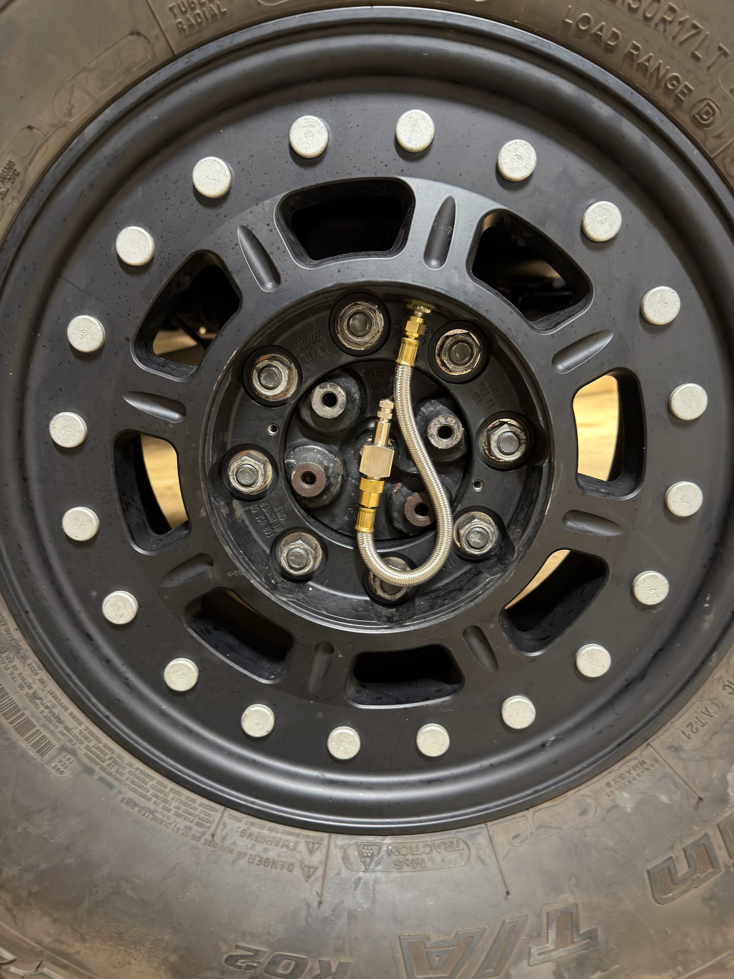 HUMMER H1 CTIS Valve ( Quick disconnect )
