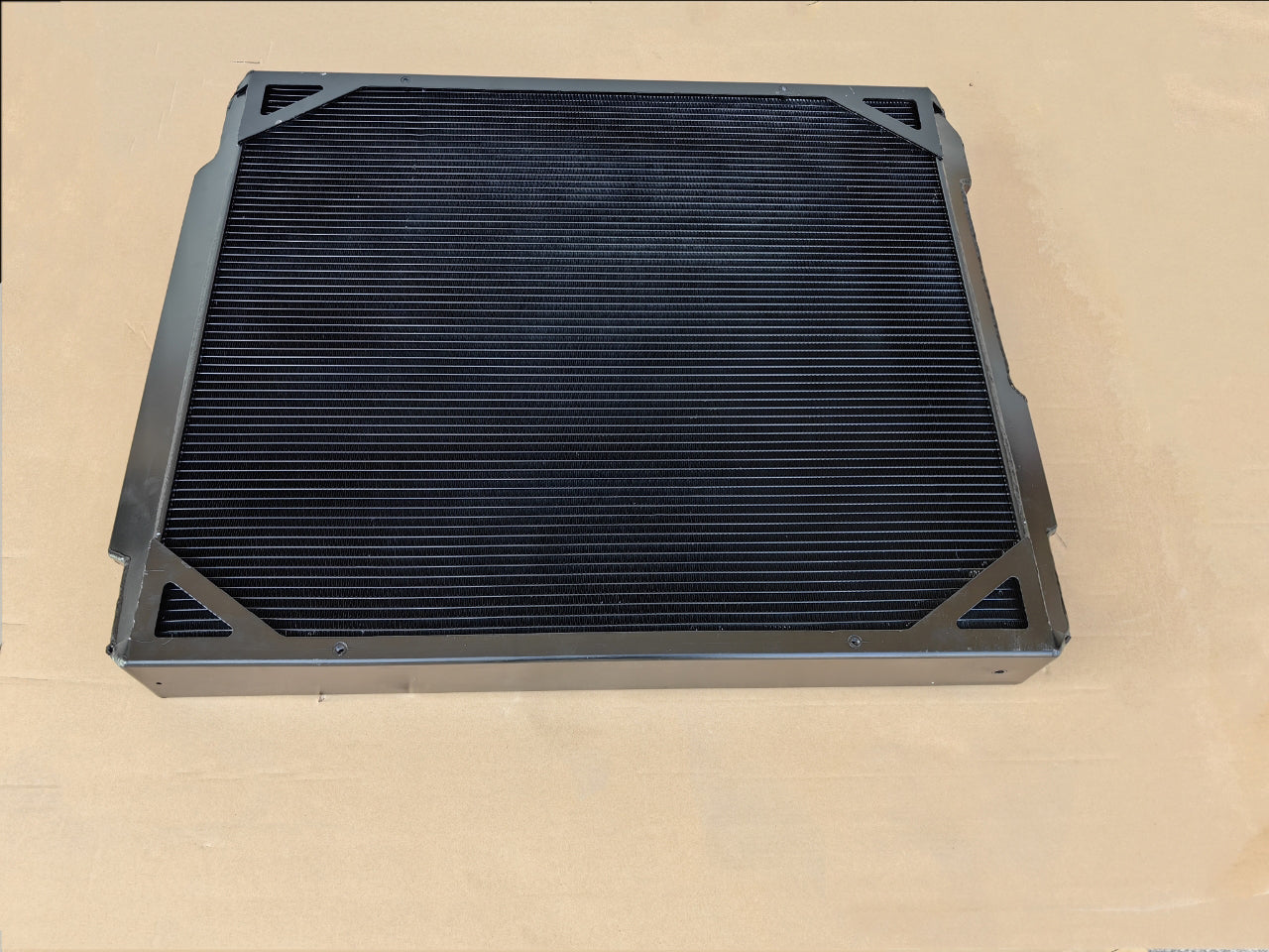 Radiateur en aluminium turbo HMMWV 6,5 L 2930-01-448-9439 - ECV